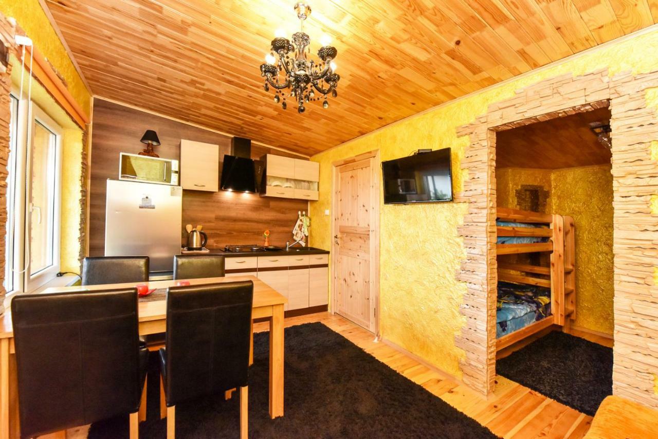 Zelta Pirts Guest House Ventspils Eksteriør bilde